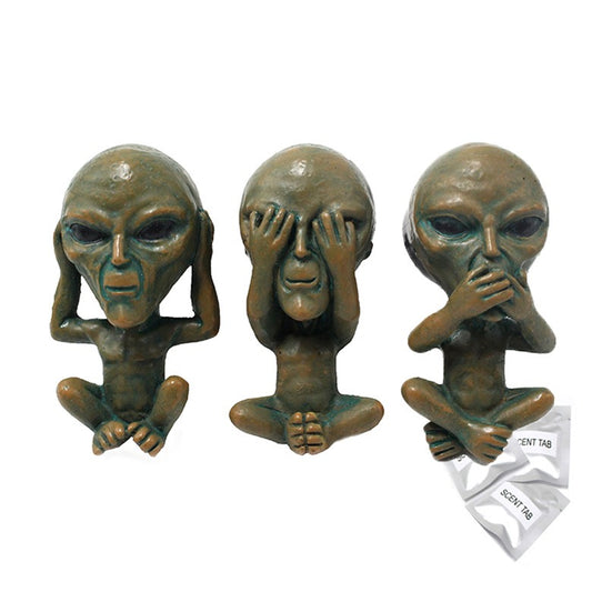 Alien aromatherapy clip decoration resin car air conditioning vent aromatherapy clip decoration