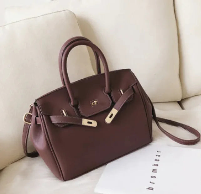 Elegant Shoulder Bag